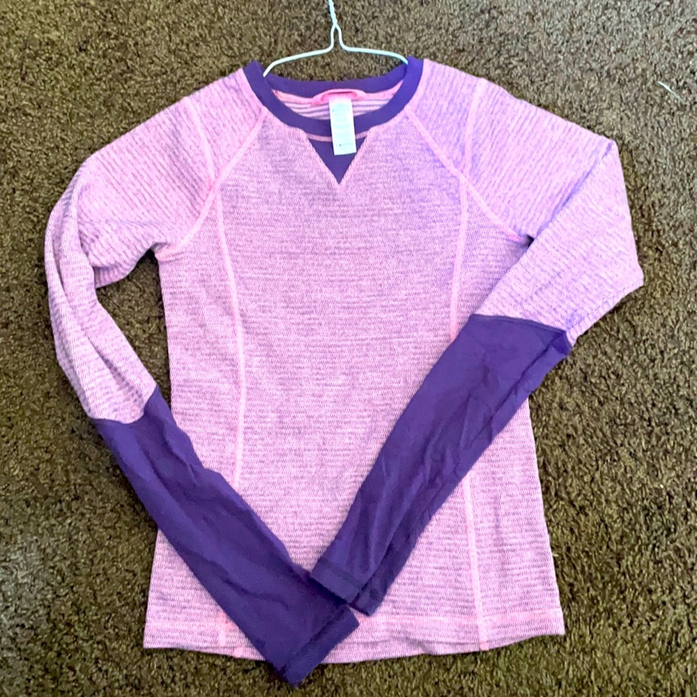 Ivivva long sleeve shirt.